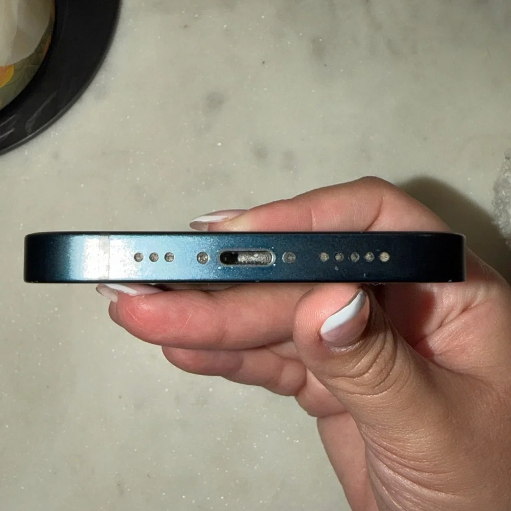 iPhone 14 Midnight Blue 128gb UNLOCKED